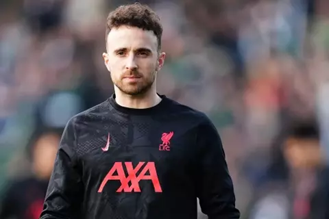 "نصيحة طبية بسبب الرئة".. تفاصيل رحلة سفر جوتا قبل وفاته